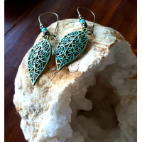 Bohemian oorbellen met bladeren 