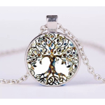 Mooie heldere ketting met de levensboom